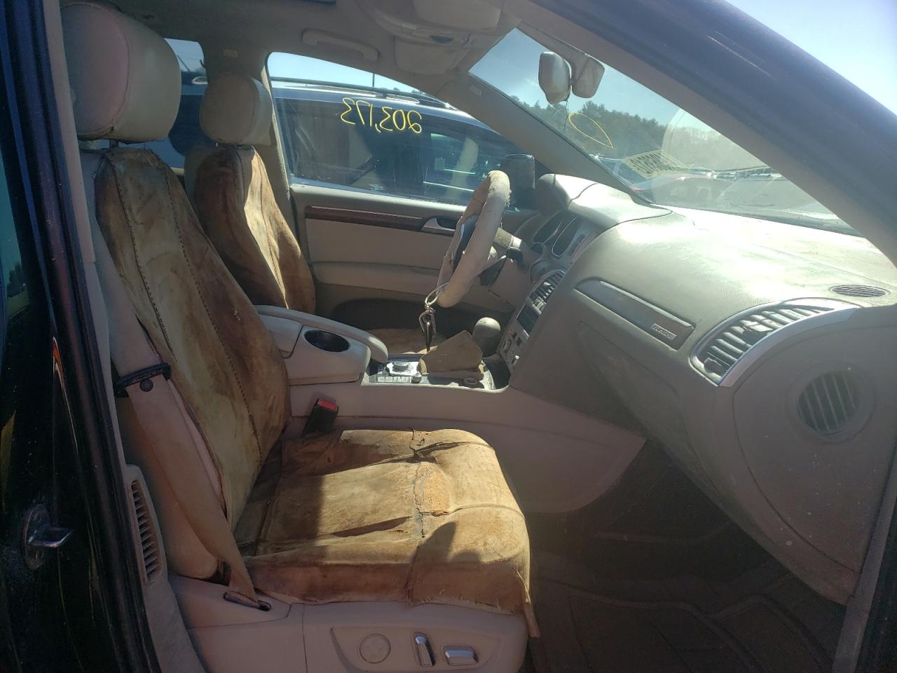 Photo 5 from auction – 2010 AUDI Q7 PREMIUM with VIN WA1CYAFE0AD002639