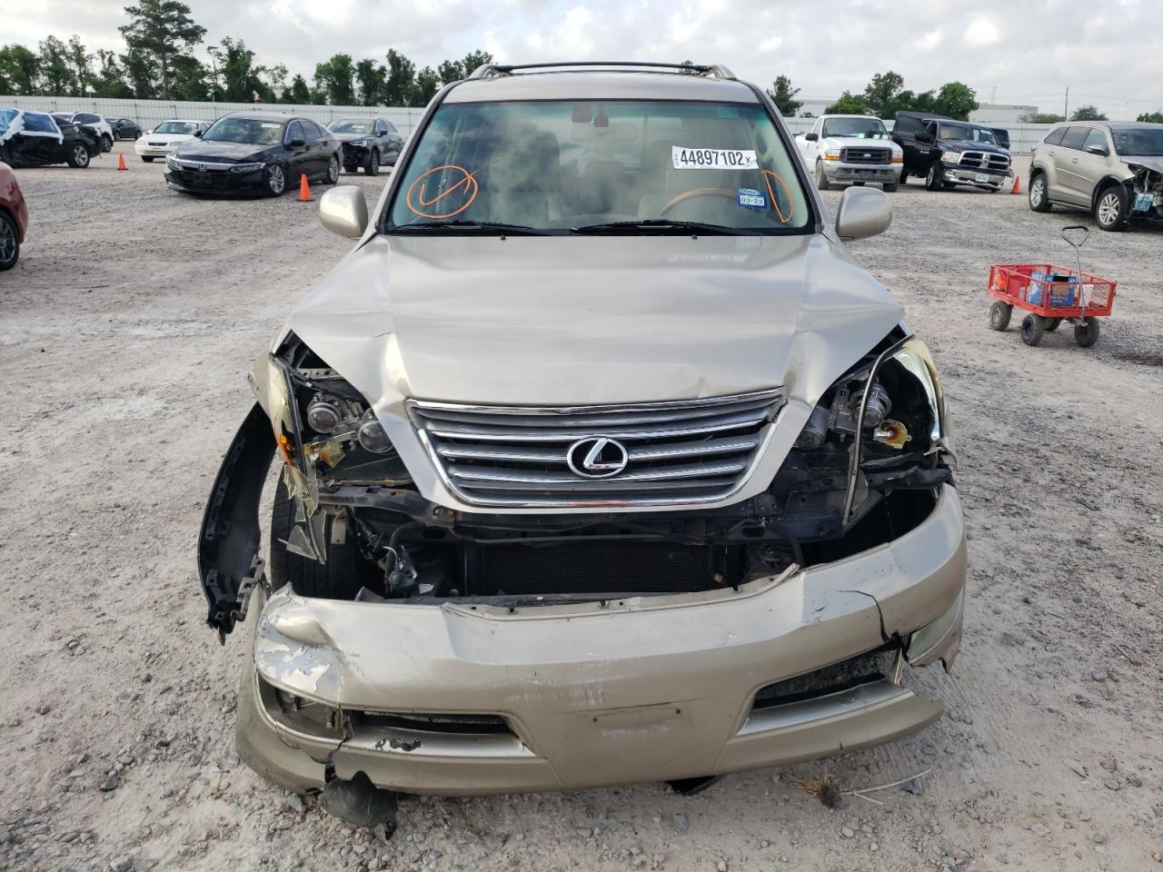Photo 9 from auction – 2004 LEXUS GX 470 with VIN JTJBT20X540037346