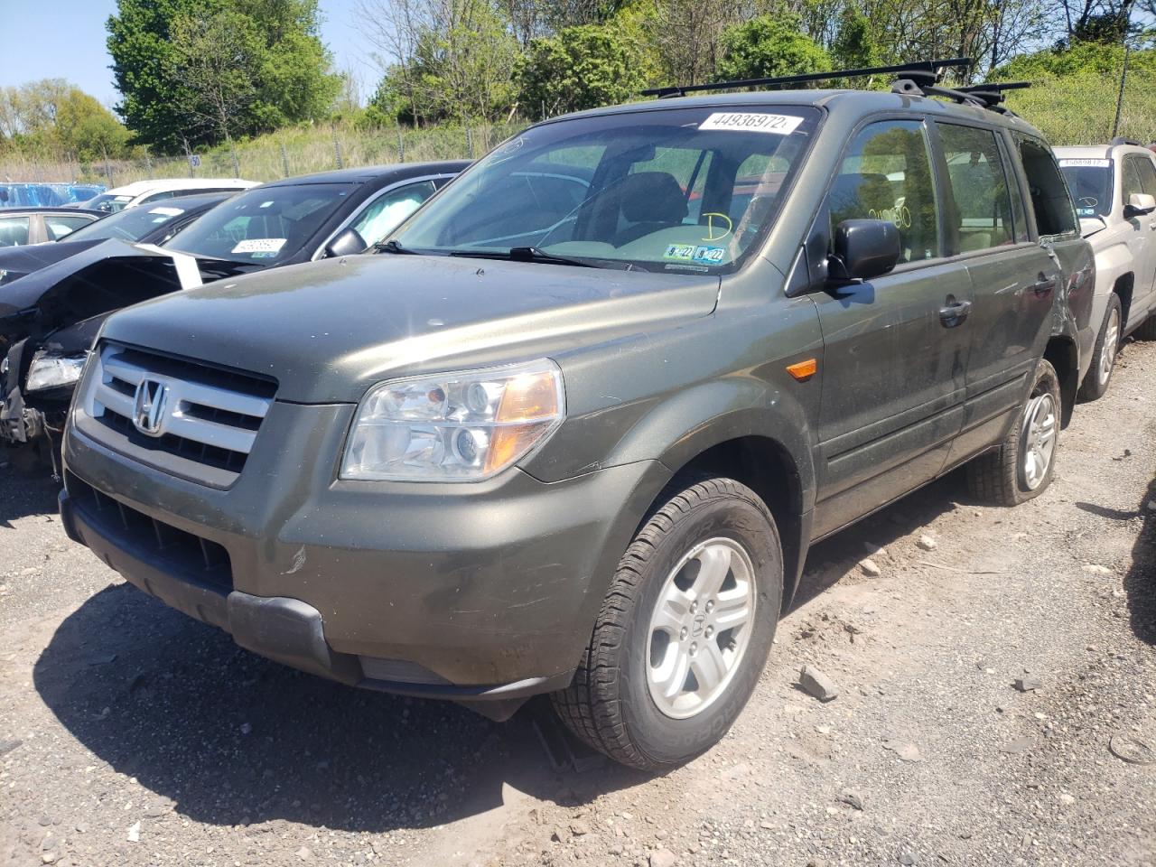 Photo 2 from auction – 2006 HONDA PILOT LX with VIN 5FNYF18196B025199