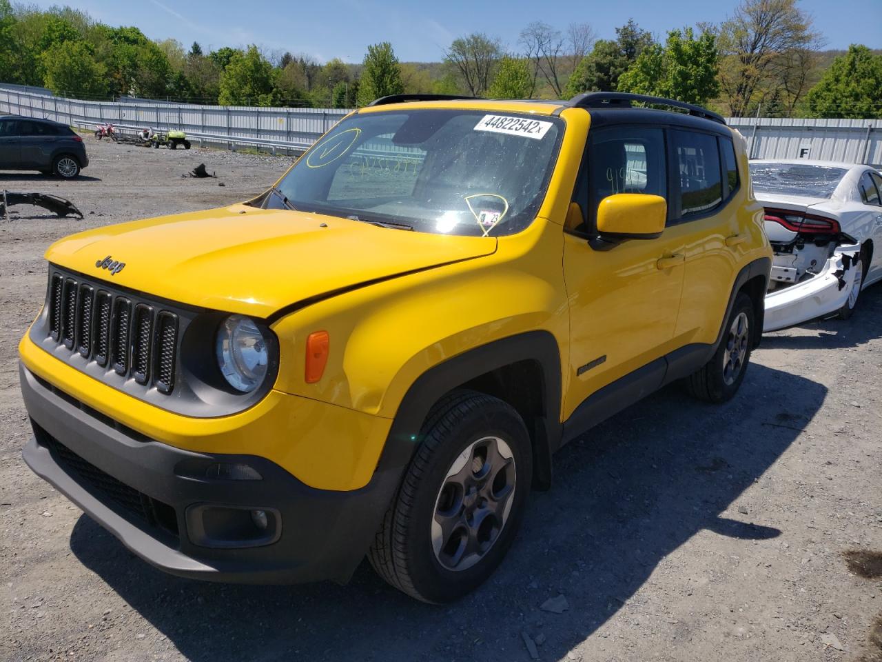 Photo 2 from auction – 2015 JEEP RENEGADE L with VIN ZACCJBBH8FPC27903
