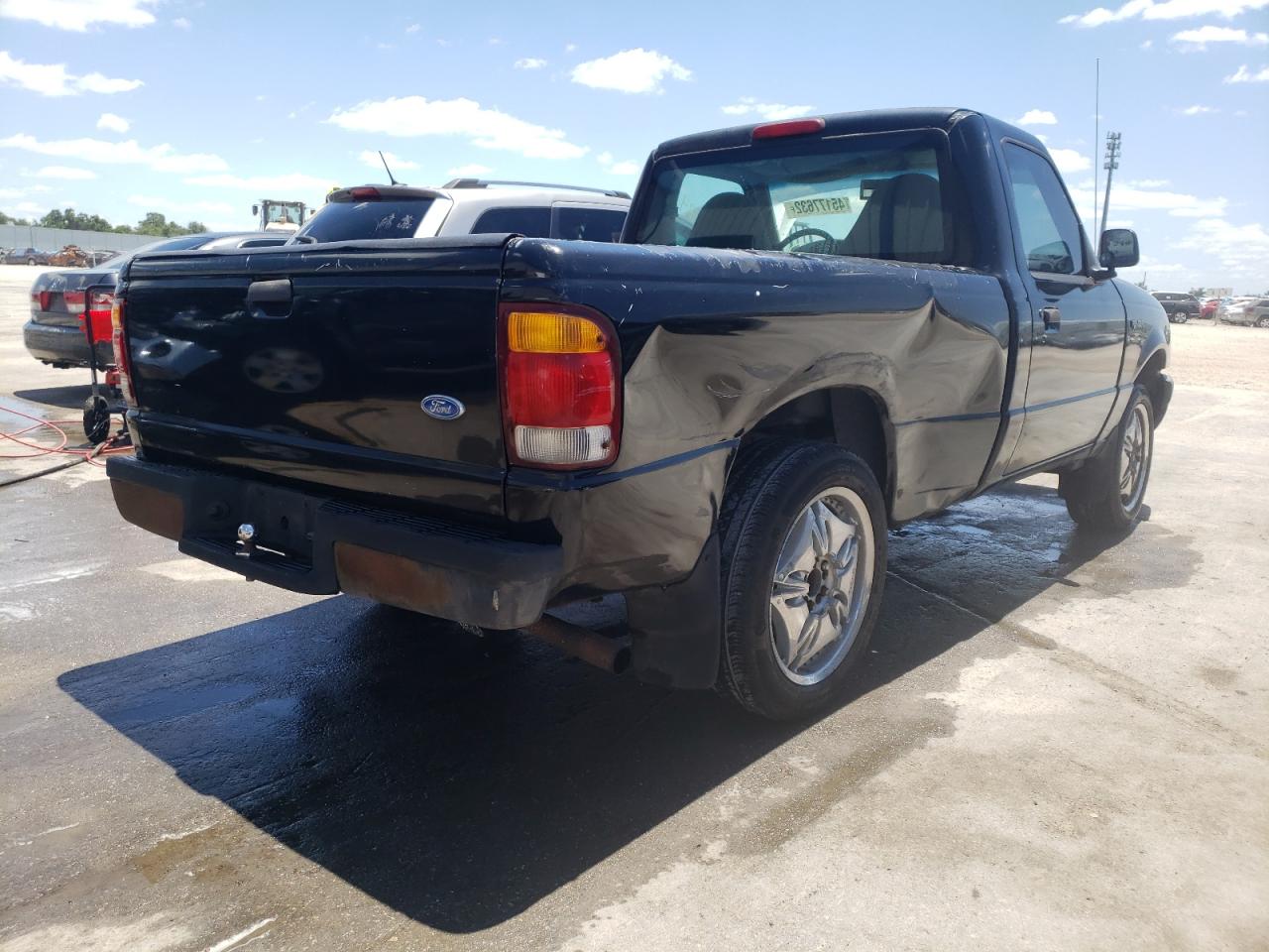 Photo 4 from auction – 1999 FORD RANGER with VIN 1FTYR10C1XTA12871
