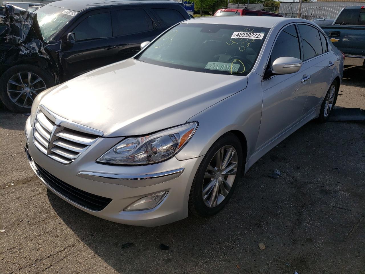 Photo 2 from auction – 2014 HYUNDAI GENESIS 3. with VIN KMHGC4DD3EU264271