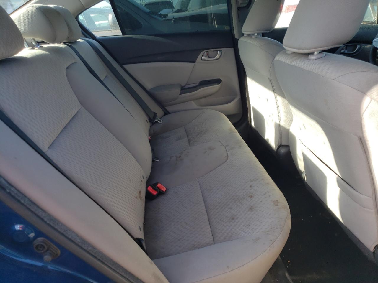 Photo 6 from auction – 2015 HONDA CIVIC LX with VIN 19XFB2F51FE280191