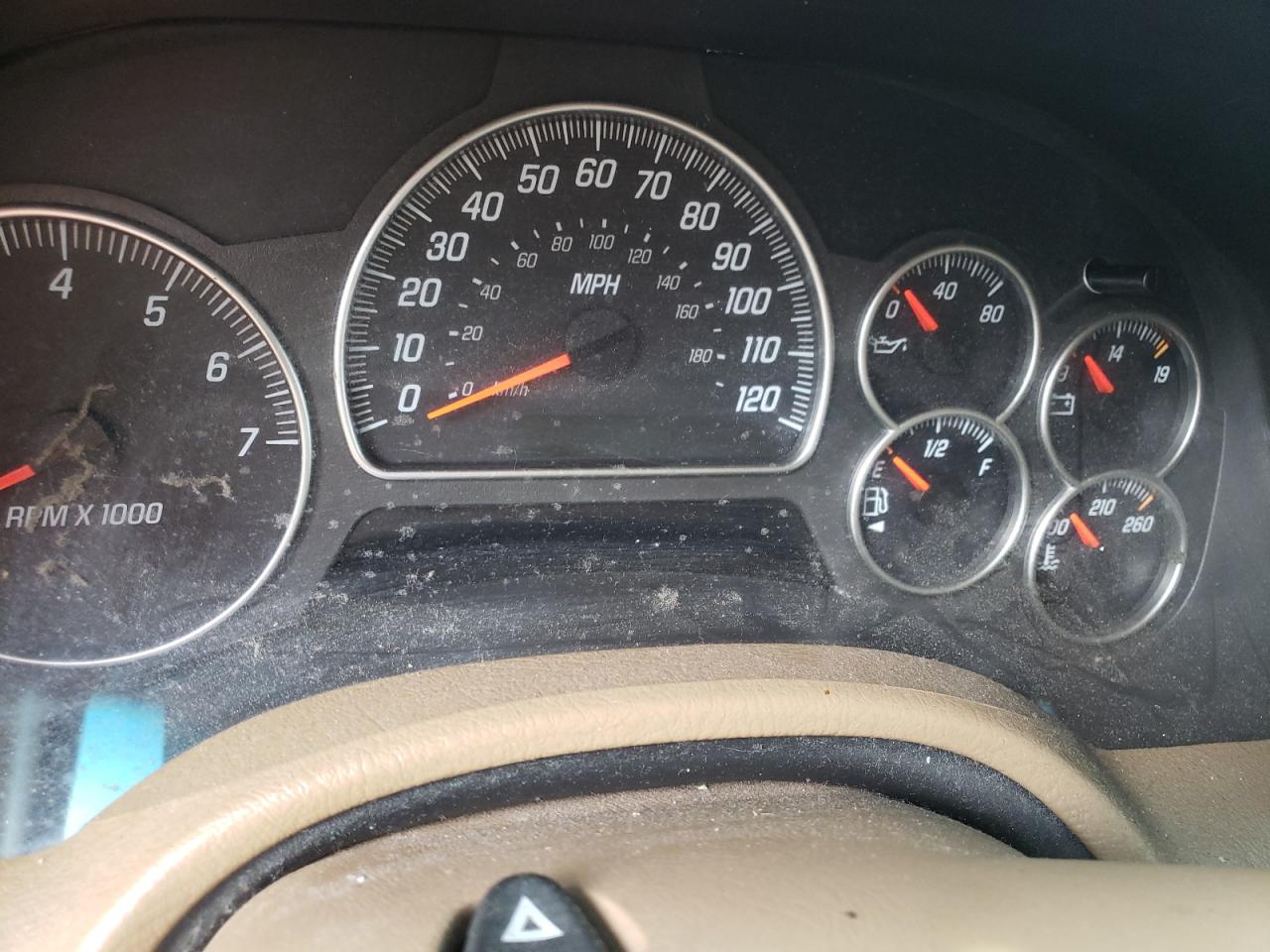 Photo 8 from auction – 2002 GMC ENVOY with VIN 1GKDS13SX22465640