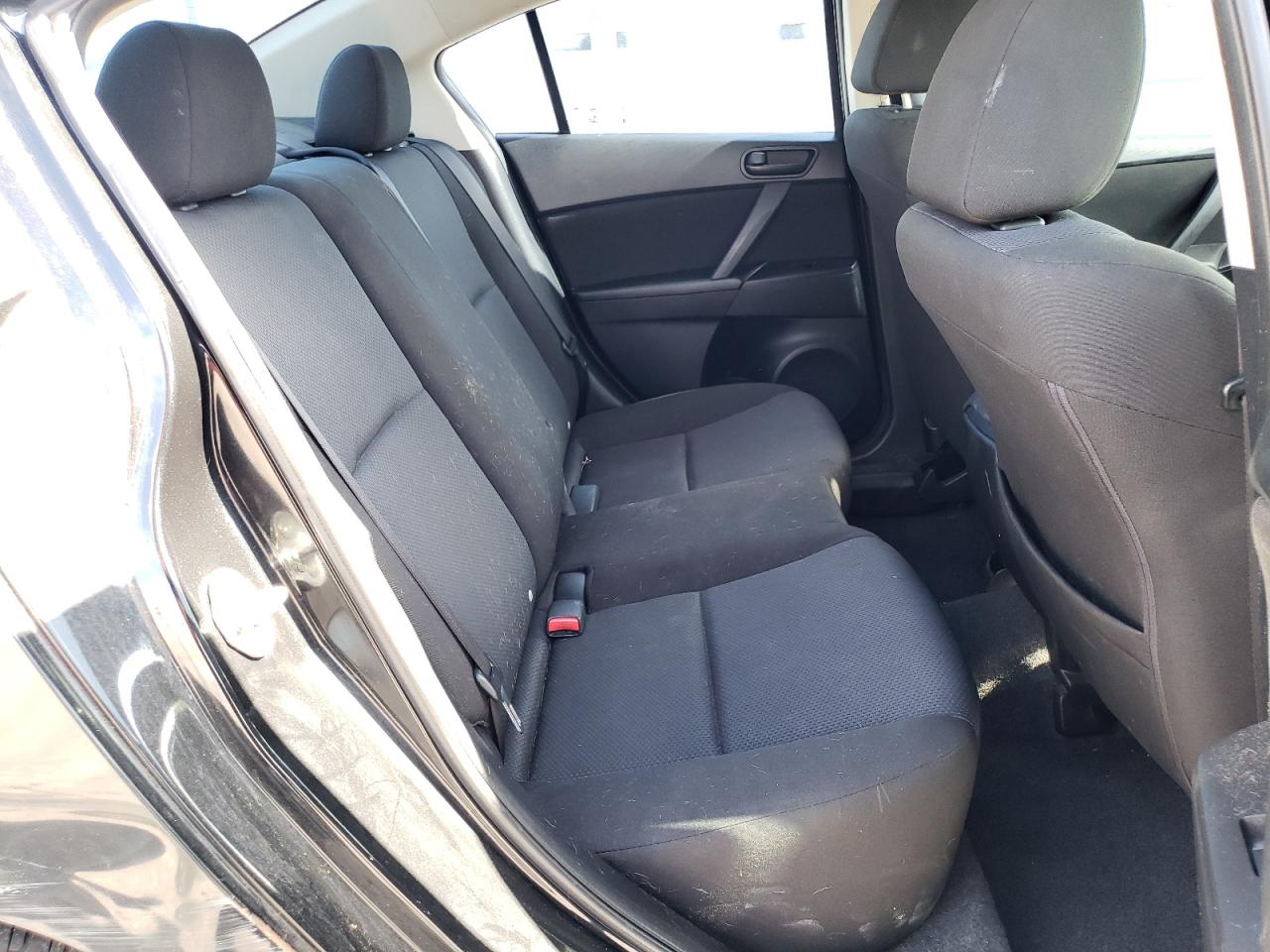 Photo 6 from auction – 2011 MAZDA 3 with VIN JM1BL1UF0B1407012