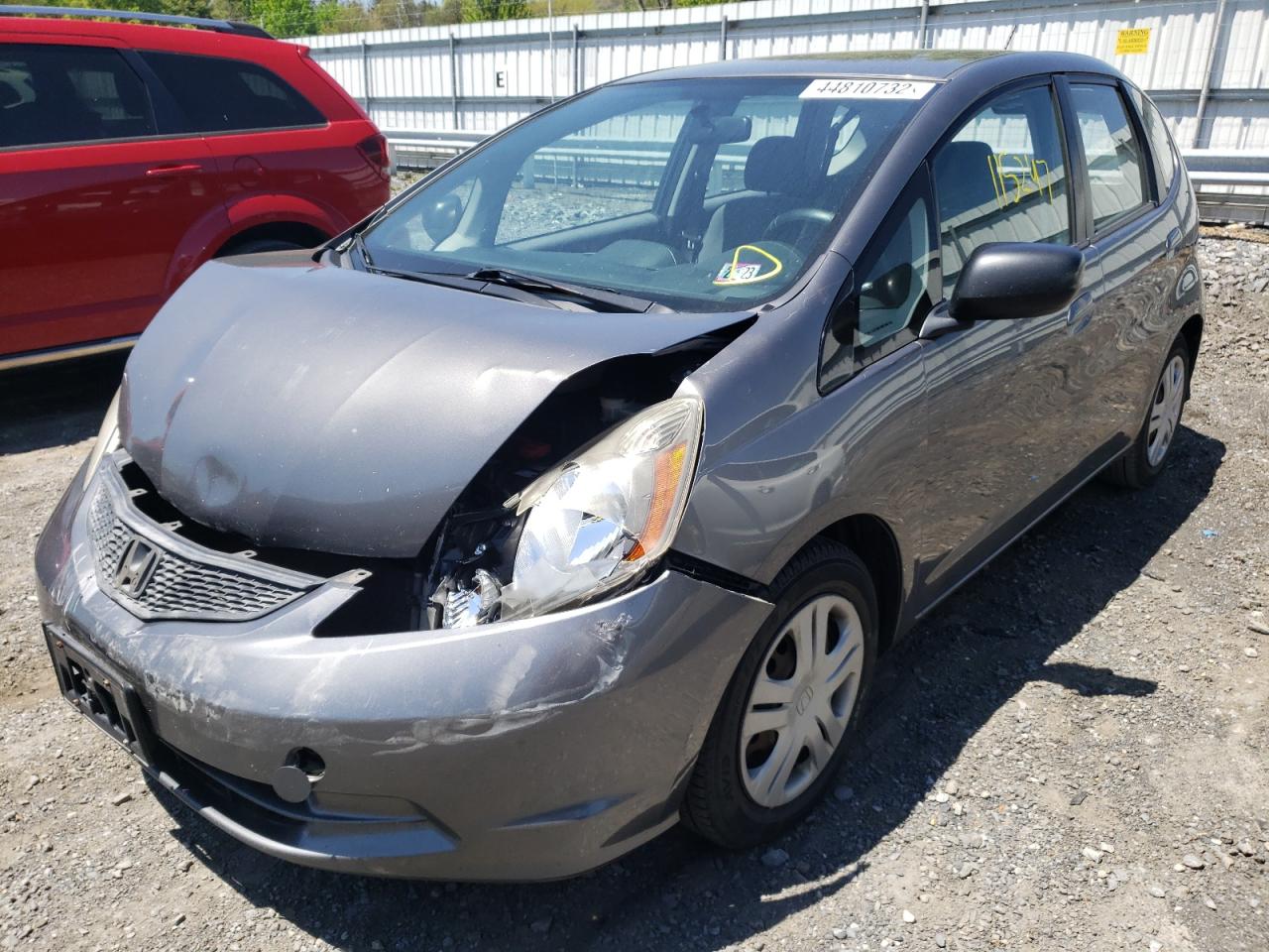 Photo 2 from auction – 2011 HONDA FIT with VIN JHMGE8H32BC028735