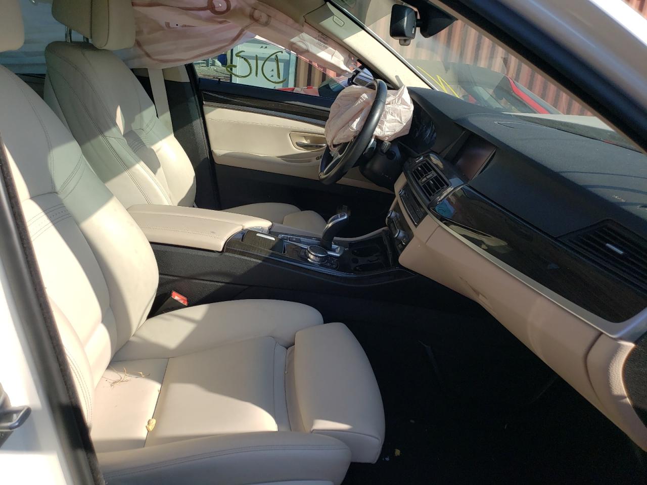 Photo 5 from auction – 2016 BMW 535 I with VIN WBA5B1C51GG130378