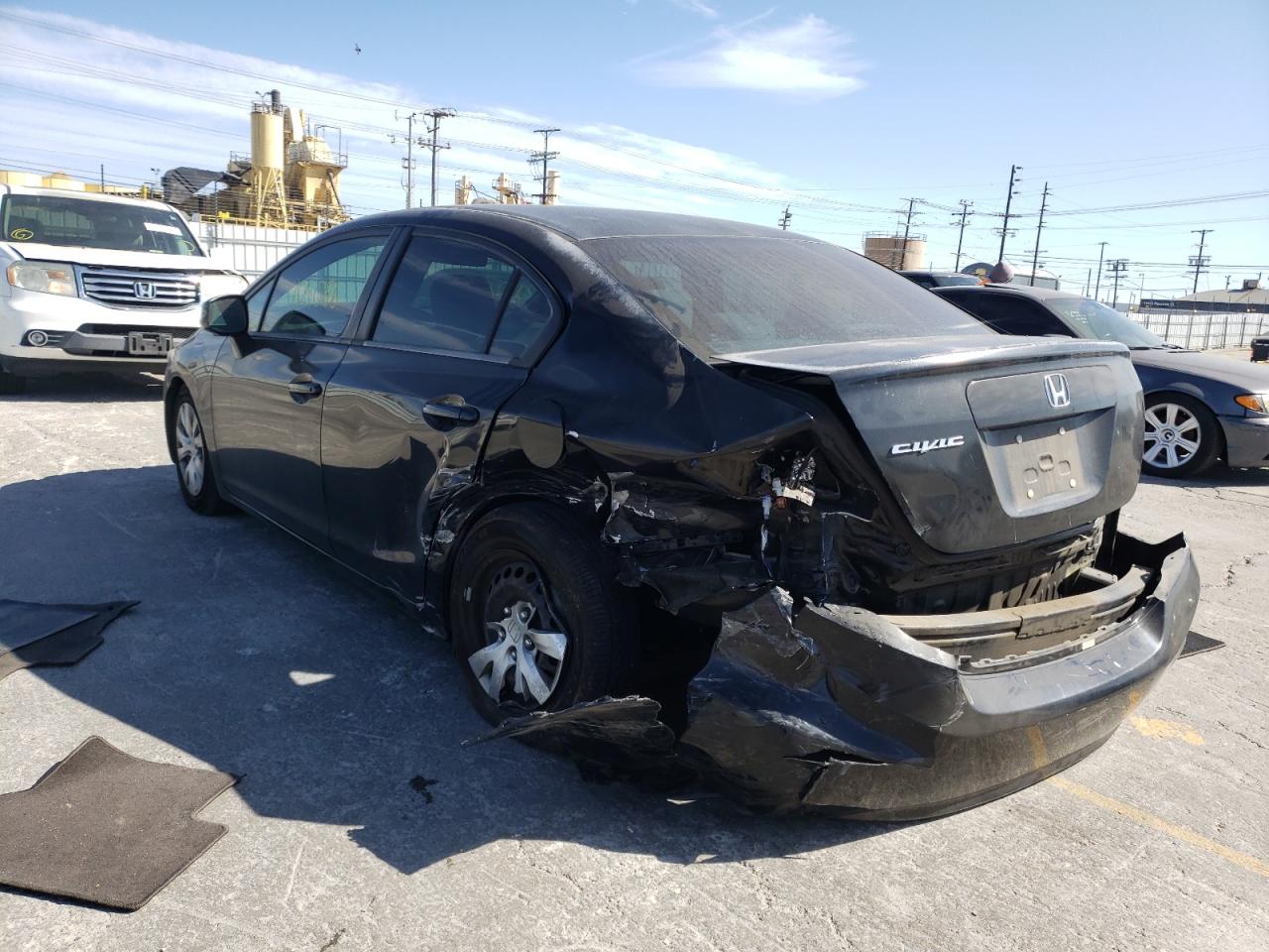 Photo 3 from auction – 2012 HONDA CIVIC LX with VIN 2HGFB2F57CH561767