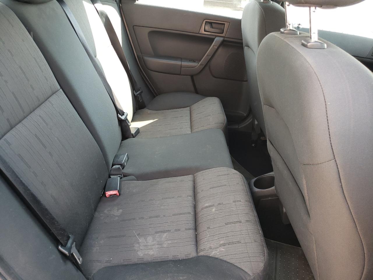 Photo 6 from auction – 2010 FORD FOCUS with VIN 1FAHP3FN8AW209705