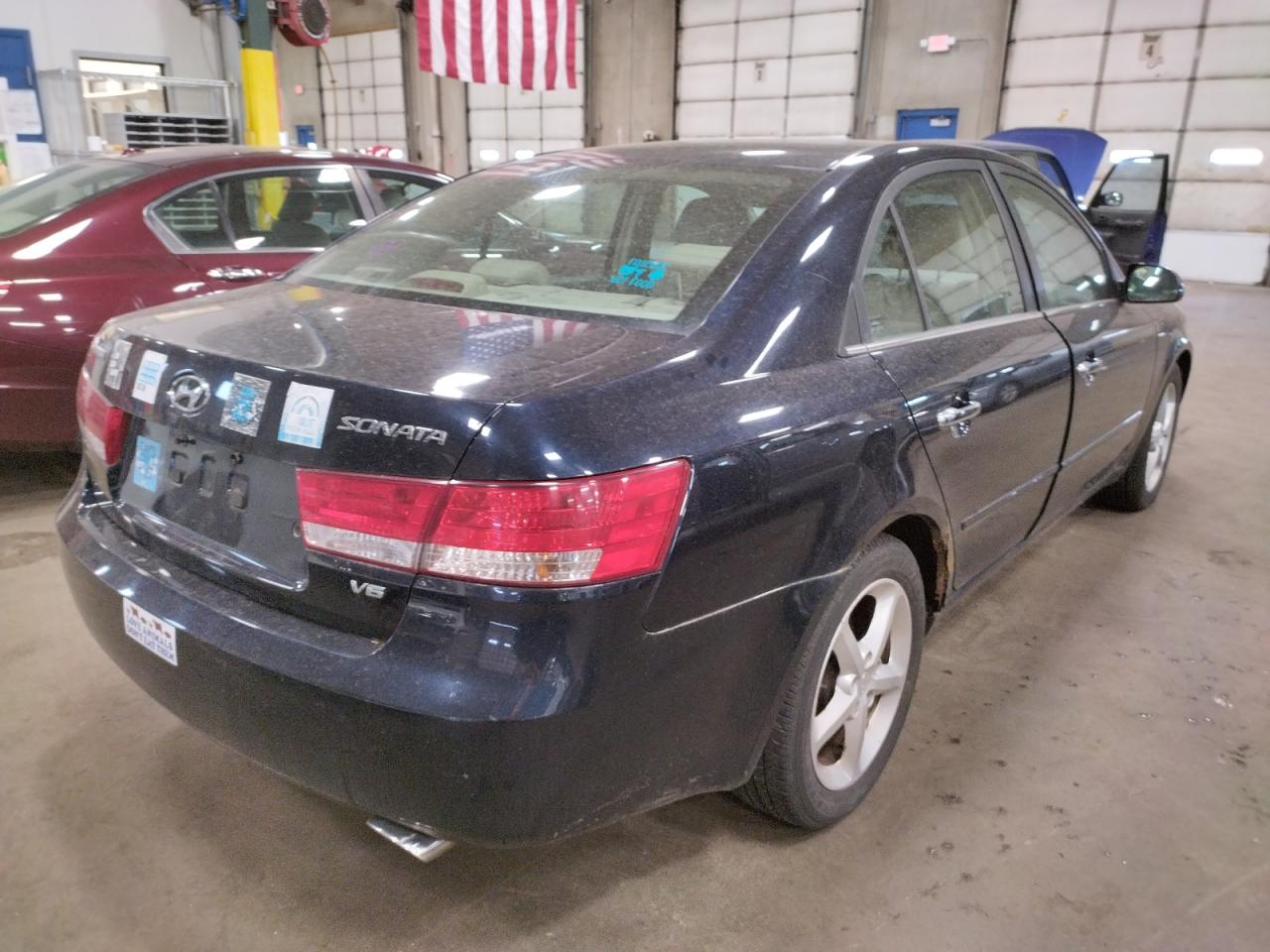 Photo 4 from auction – 2006 HYUNDAI SONATA GLS with VIN 5NPEU46FX6H043382