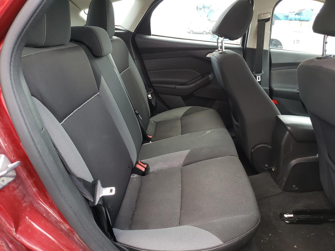Photo 6 from auction – 2013 FORD FOCUS SE with VIN 1FADP3K27DL195926