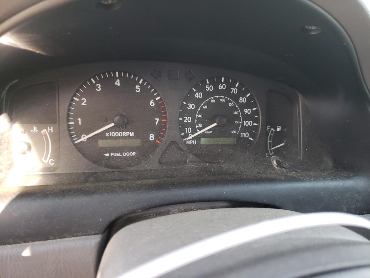 Photo 8 from auction – 2002 TOYOTA COROLLA CE with VIN 1NXBR12EX2Z613084