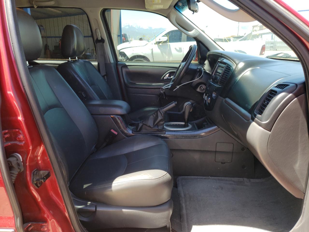 Photo 5 from auction – 2006 MAZDA TRIBUTE S with VIN 4F2YZ96176KM26858