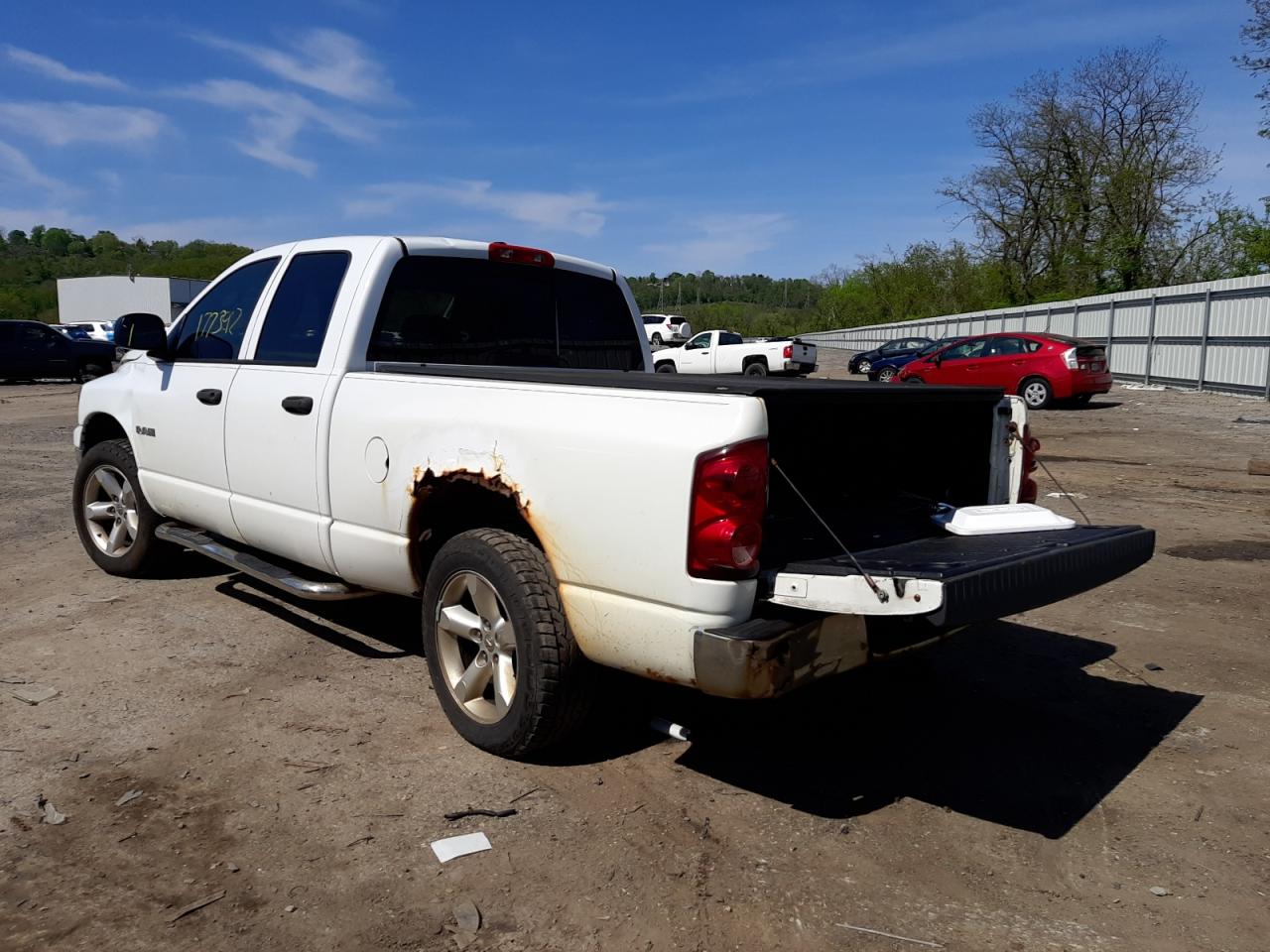 Photo 3 from auction – 2008 DODGE RAM 1500 S with VIN 1D7HU18N88J115924