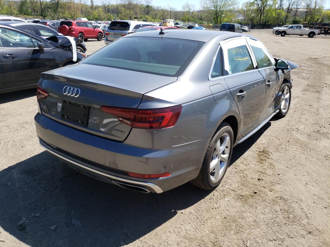 Photo 4 from auction – 2019 AUDI A4 PREMIUM with VIN WAUDNAF43KA030347