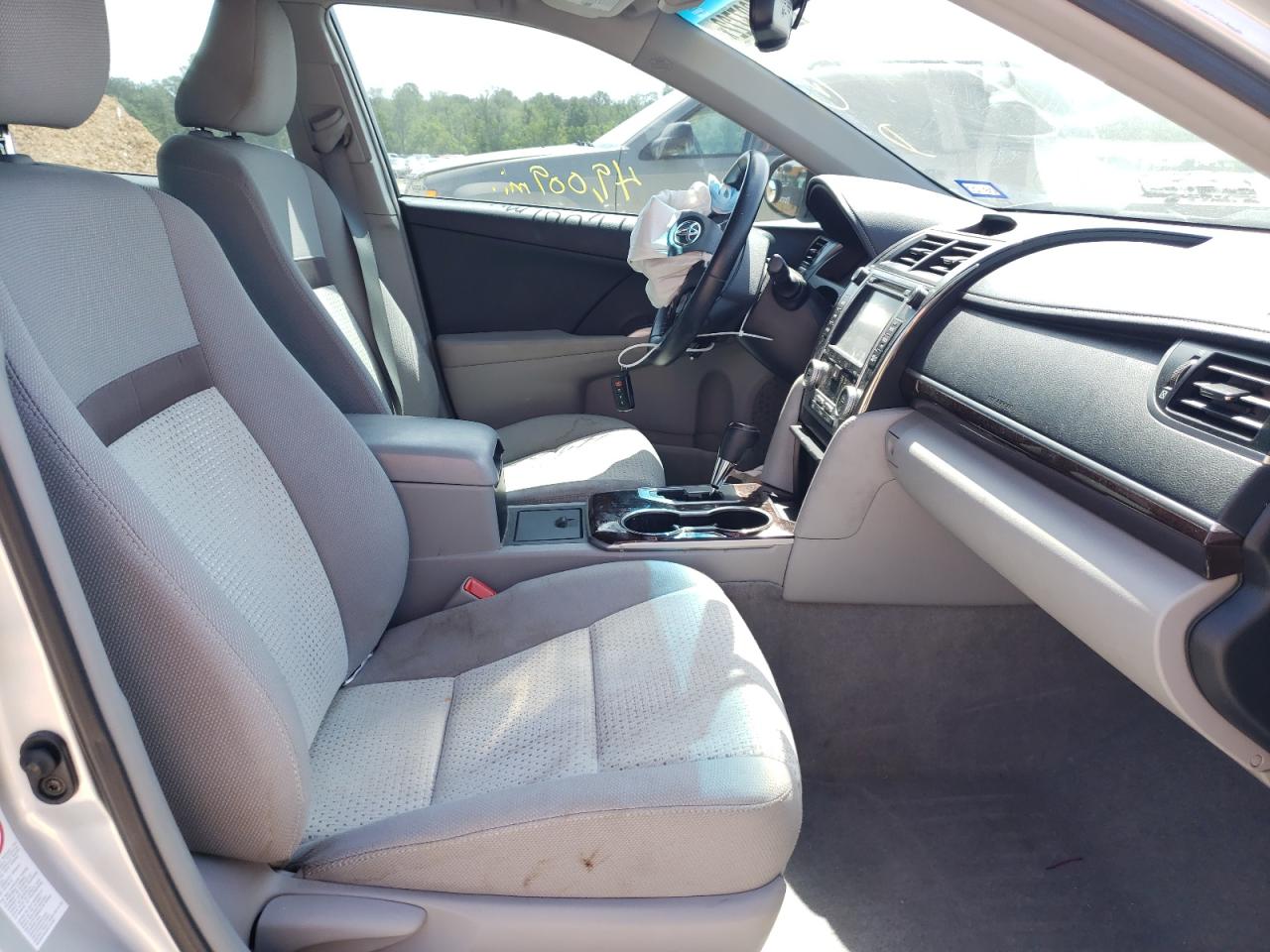 Photo 5 from auction – 2014 TOYOTA CAMRY L with VIN 4T4BF1FK2ER388646