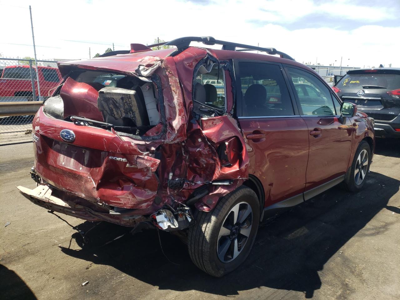 Photo 4 from auction – 2017 SUBARU FORESTER 2 with VIN JF2SJARC3HH580576