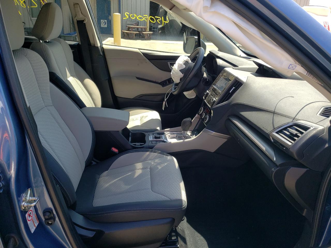 Photo 5 from auction – 2019 SUBARU FORESTER P with VIN JF2SKAGC4KH504081