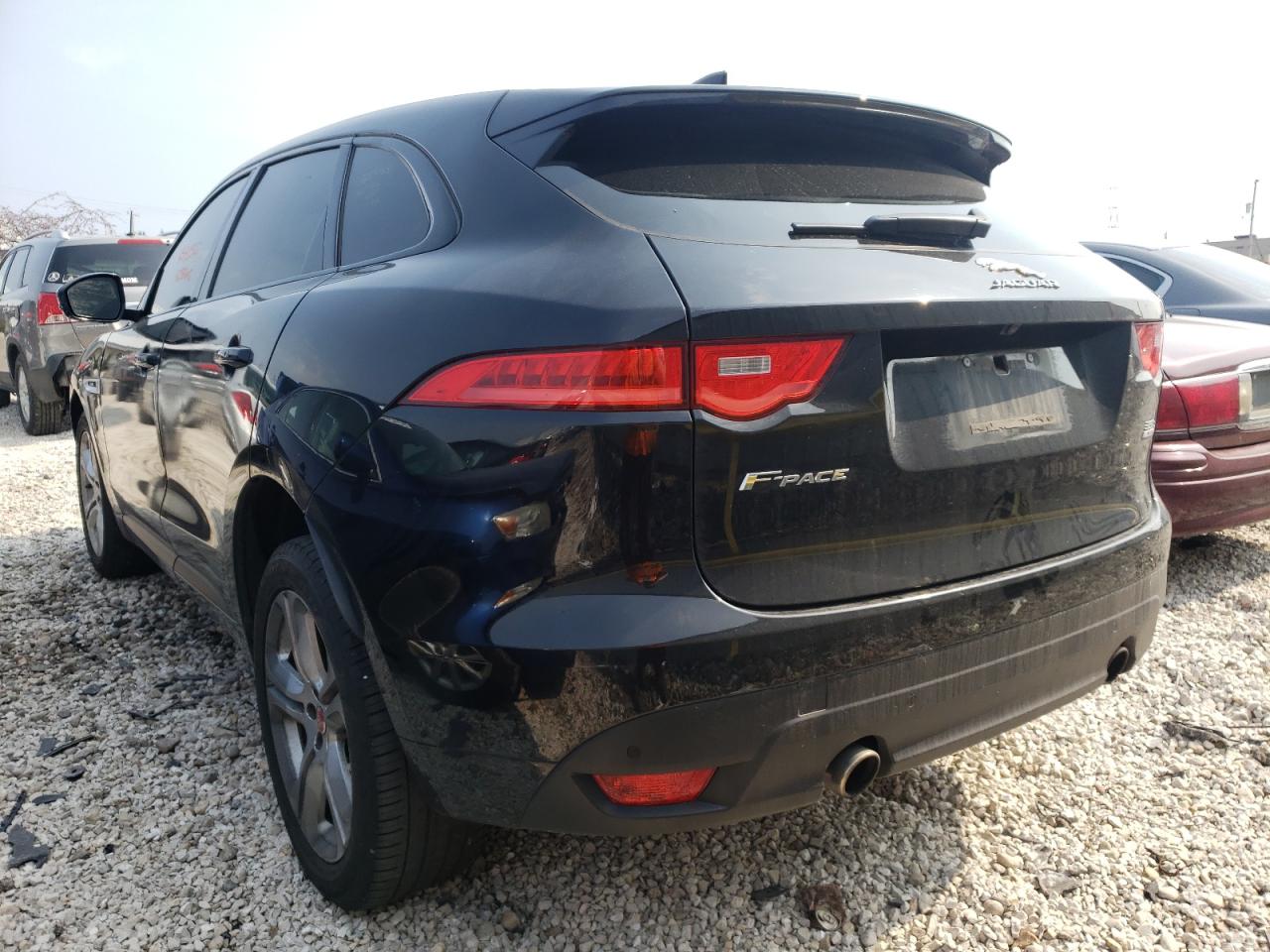 Photo 16 from auction – 2017 JAGUAR F-PACE R - with VIN SADCL2BV6HA047617