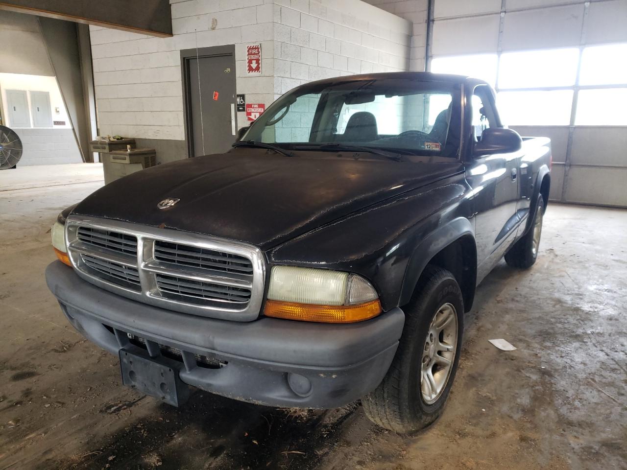 Photo 2 from auction – 2004 DODGE DAKOTA SXT with VIN 1D7FL16K44S553654