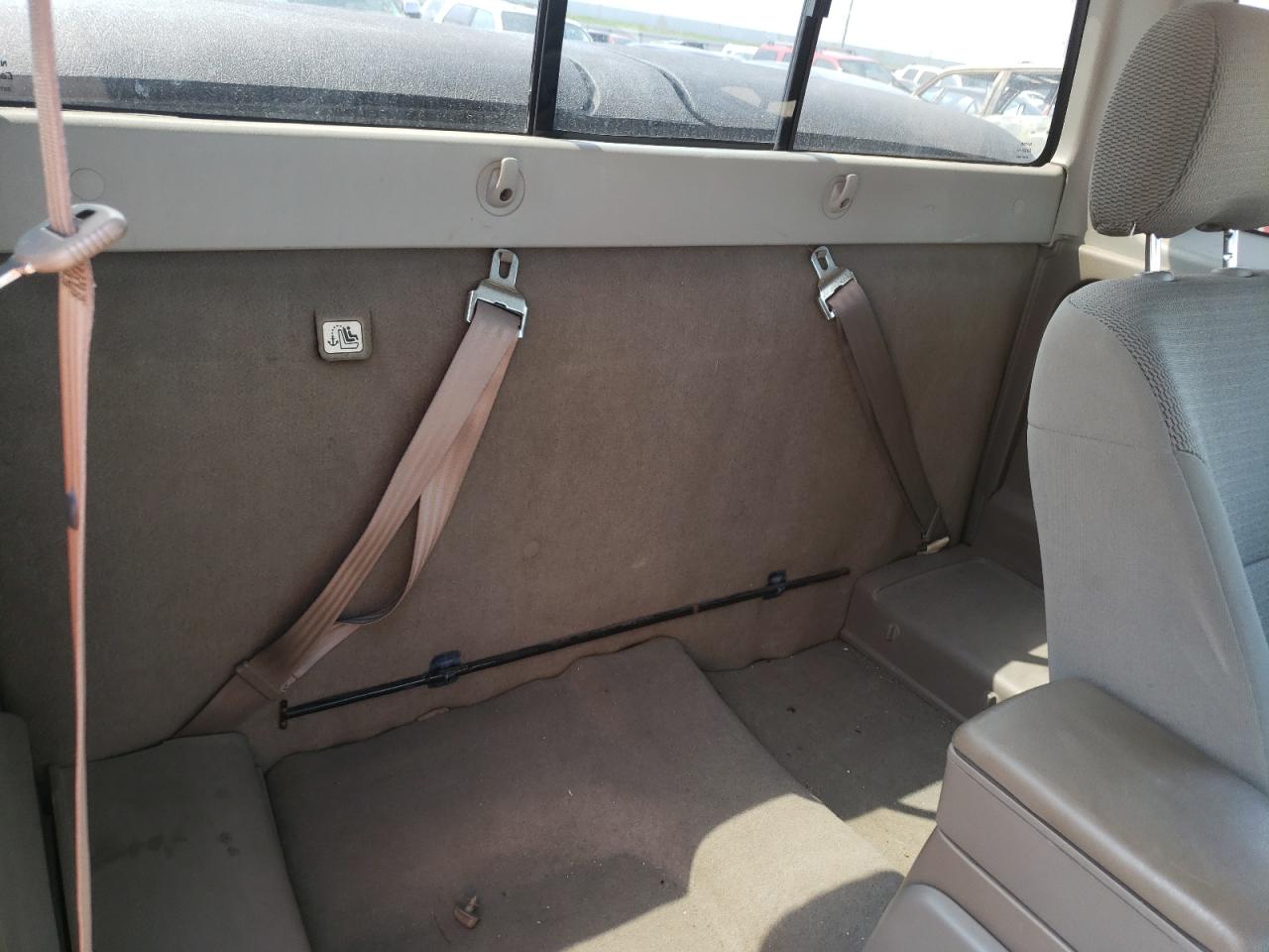 Photo 6 from auction – 2002 NISSAN FRONTIER K with VIN 1N6ED26Y32C391694