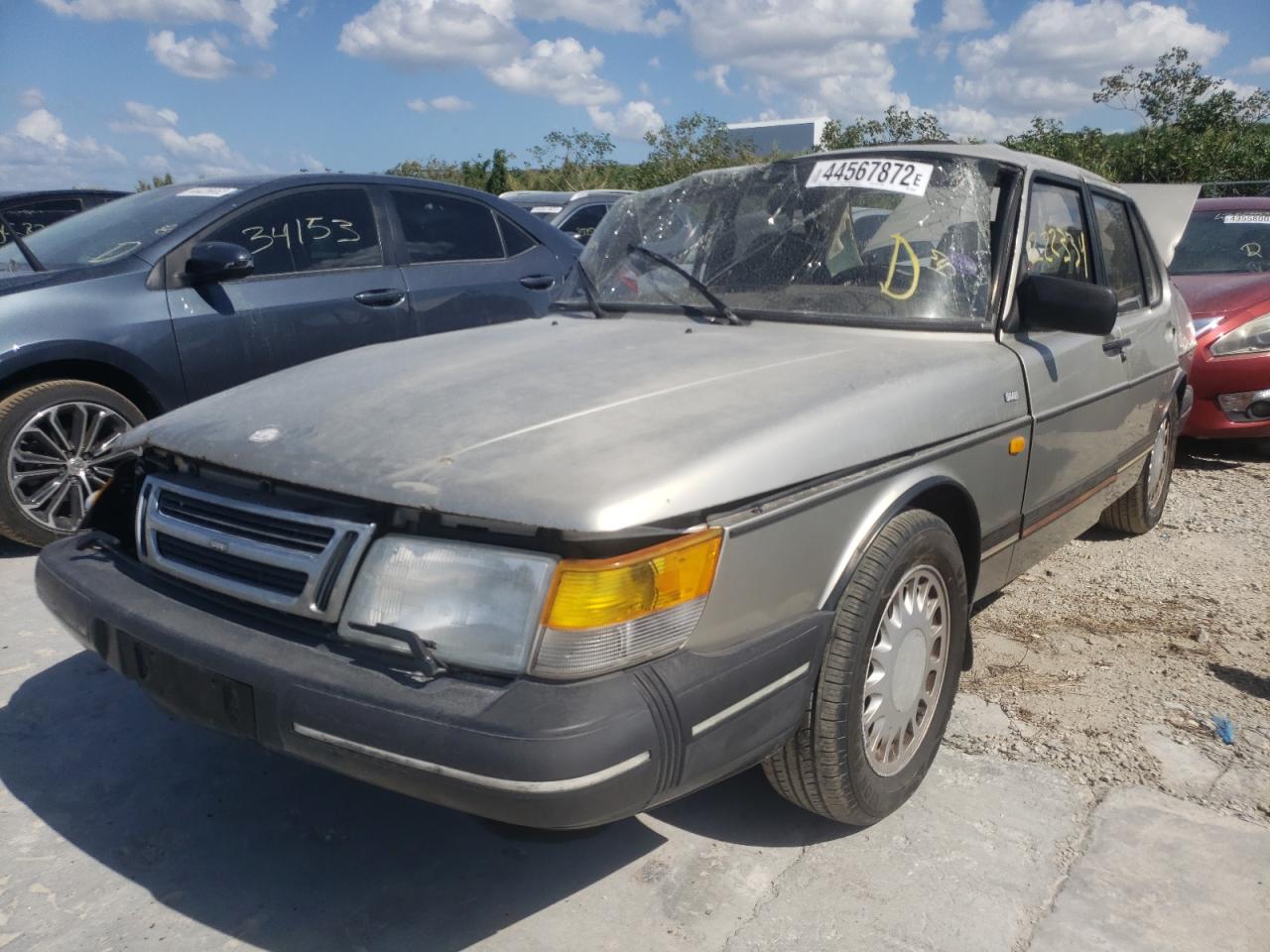 Photo 2 from auction – 1992 SAAB 900 BASE with VIN YS3AK45E8N2003193