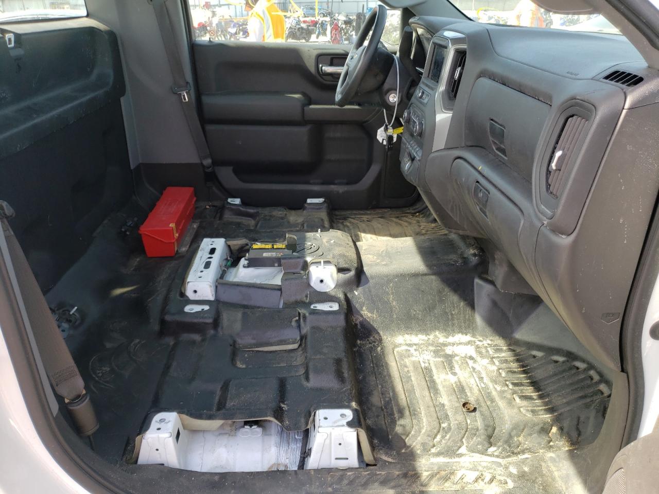 Photo 5 from auction – 2021 CHEVROLET SILVERADO with VIN 3GCNWAEF9MG272409