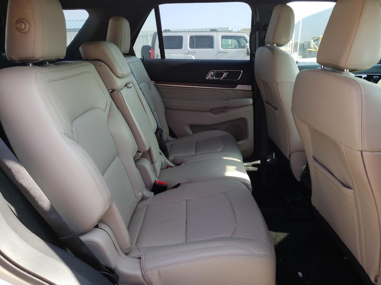 Photo 6 from auction – 2018 FORD EXPLORER L with VIN 1FM5K8F87JGC41344