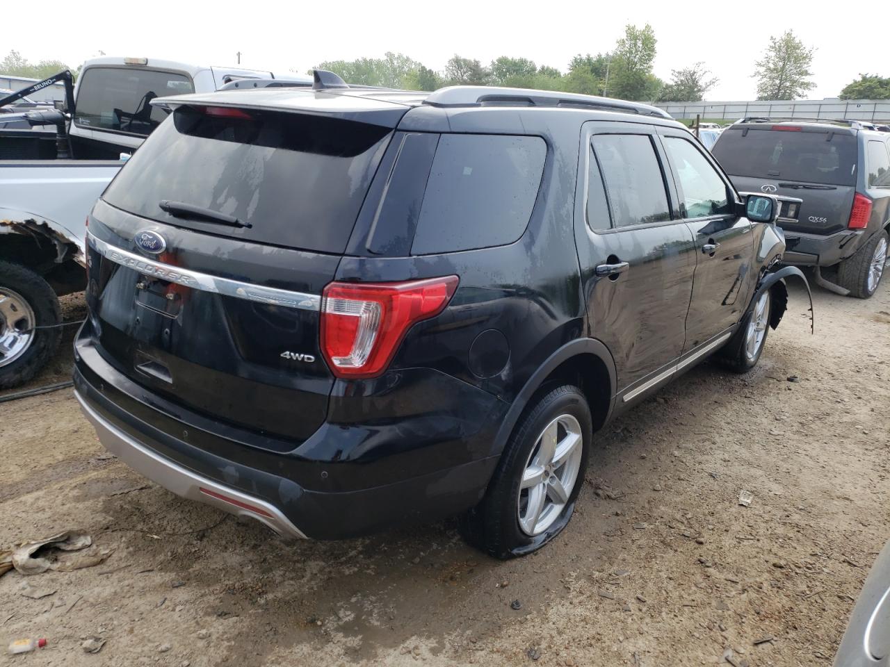 Photo 4 from auction – 2017 FORD EXPLORER X with VIN 1FM5K8D82HGD44510