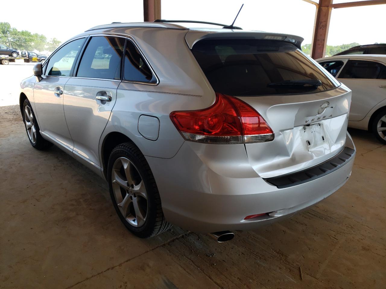 Photo 3 from auction – 2009 TOYOTA VENZA with VIN 4T3BK11A69U012906