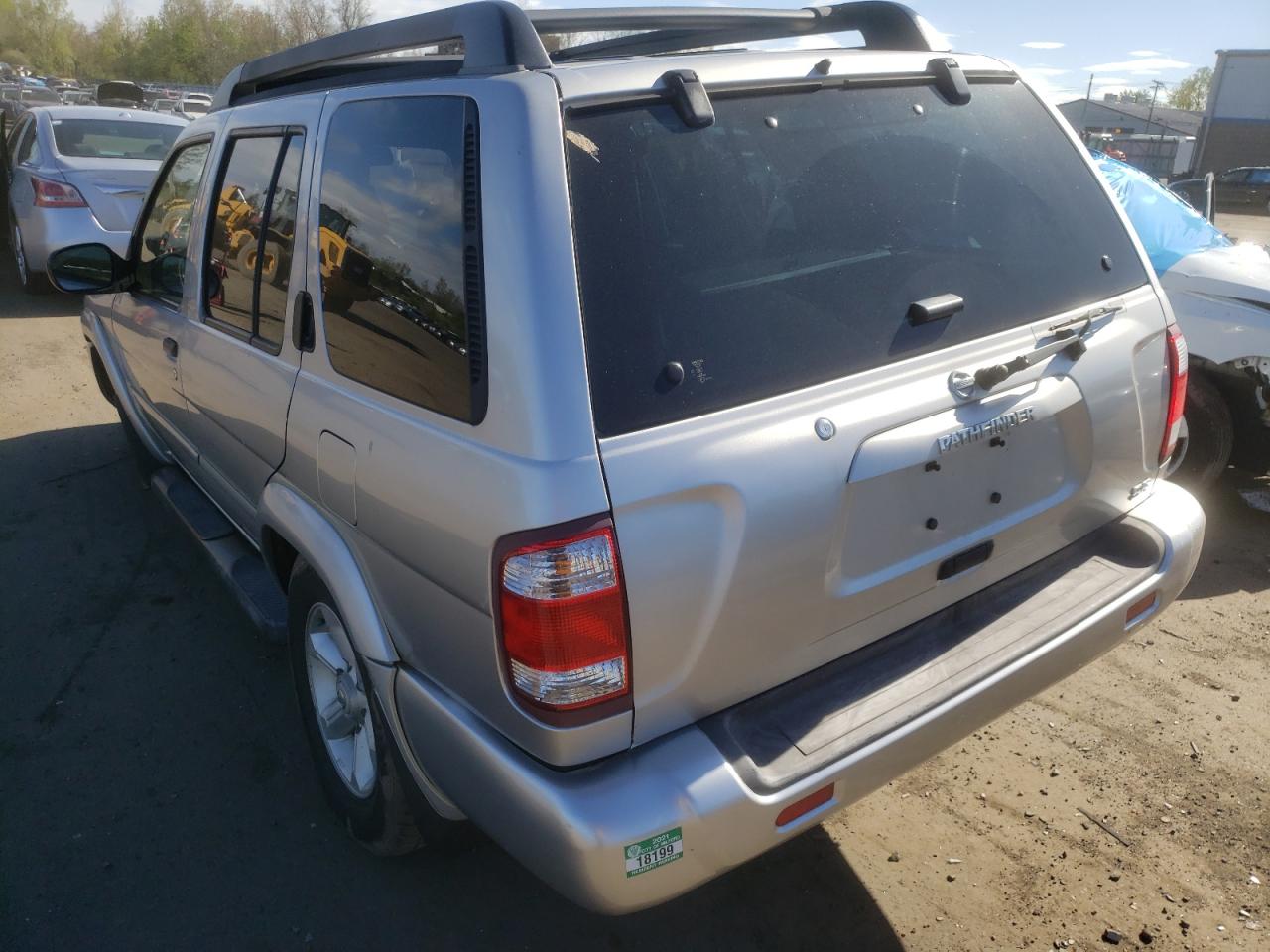 Photo 16 from auction – 2003 NISSAN PATHFINDER with VIN JN8DR09Y83W836192