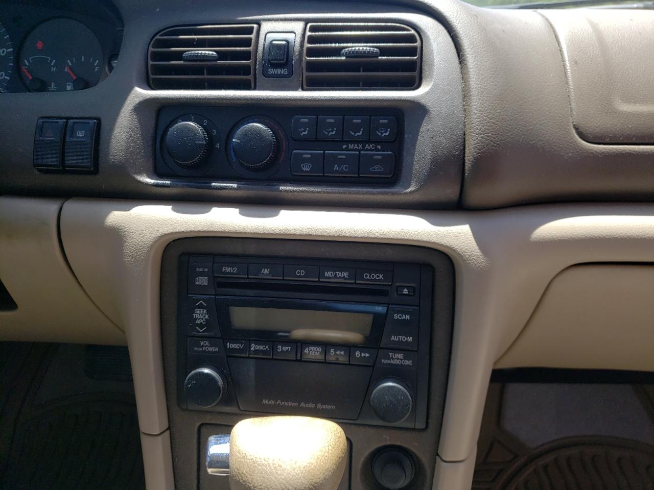 Photo 9 from auction – 2001 MAZDA 626 ES with VIN 1YVGF22C915245426