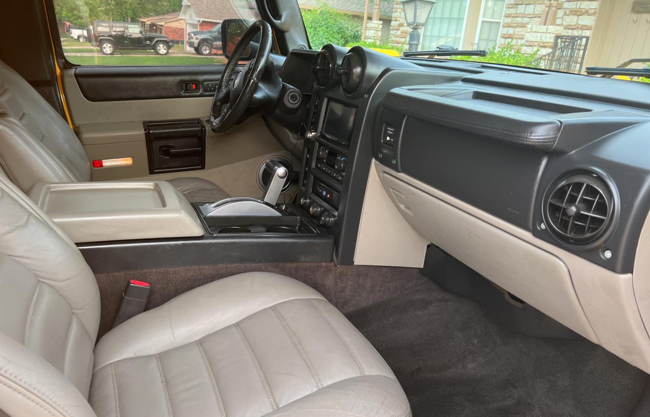 Photo 5 from auction – 2005 HUMMER H2 SUT with VIN 5GRGN22U55H101277