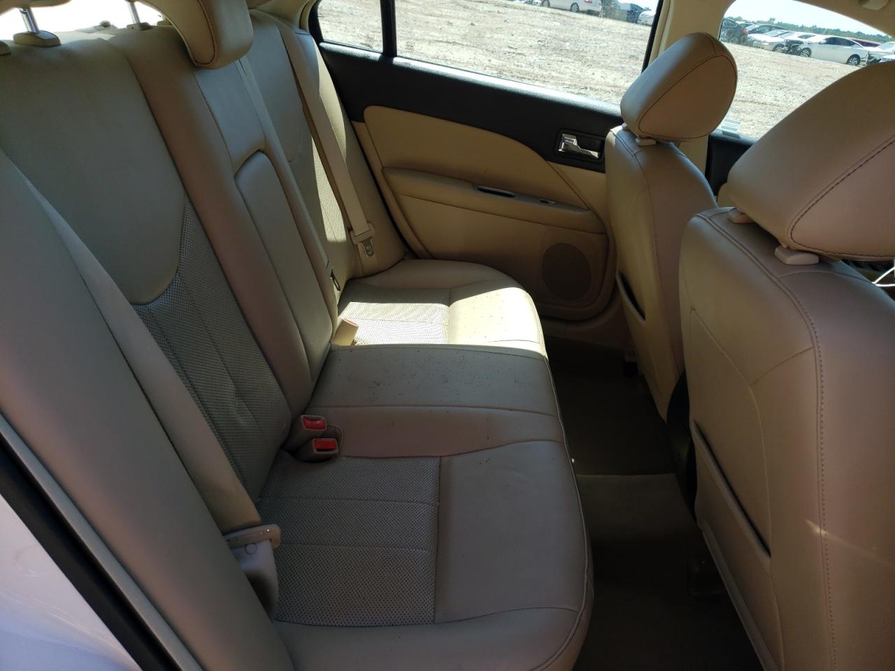 Photo 6 from auction – 2011 MERCURY MILAN PREM with VIN 3MEHM0JG1BR602345