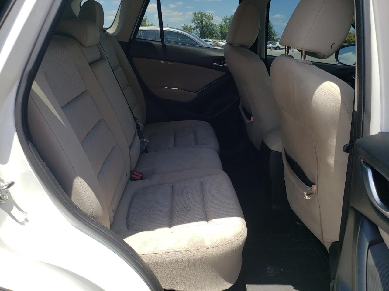 Photo 6 from auction – 2013 MAZDA CX-5 TOURI with VIN JM3KE2CE5D0158022