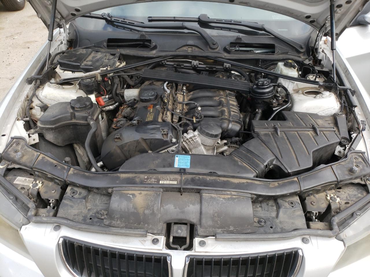 Photo 7 from auction – 2007 BMW 328 I with VIN WBAVA33557PV67704