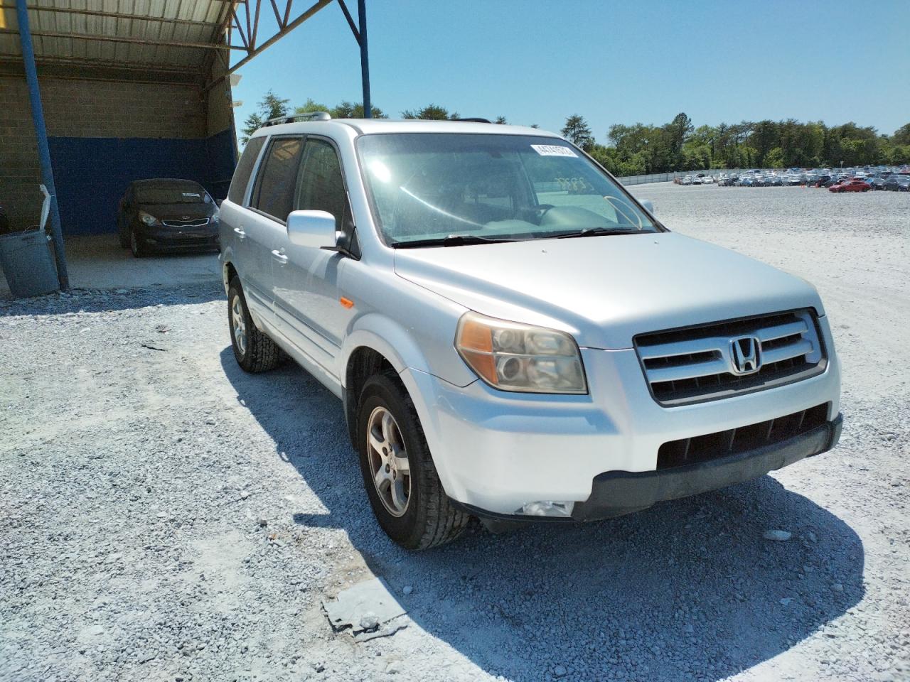 HONDA PILOT EX 2006 with VIN 5FNYF28696B047544 - Photo from auction