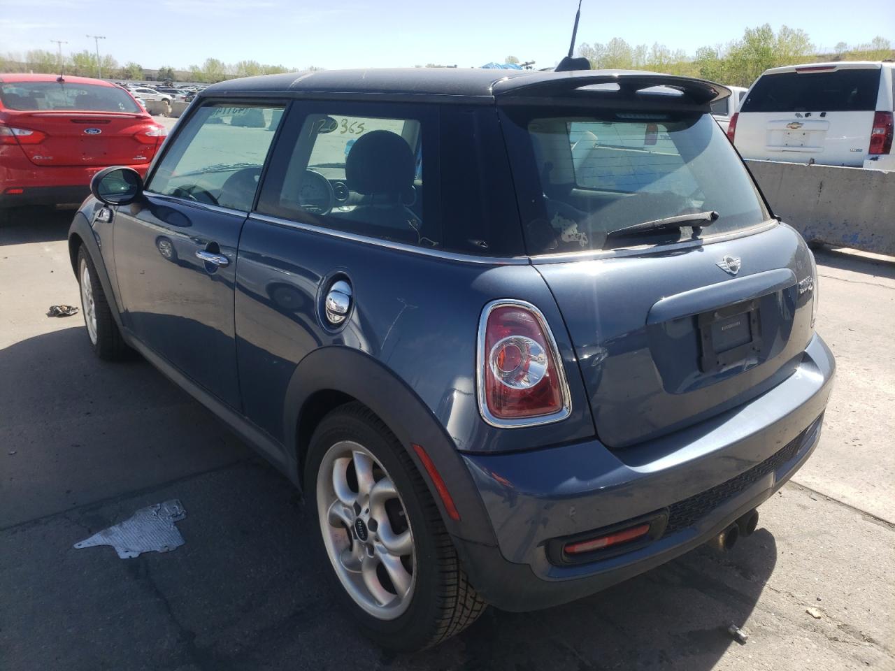 Photo 3 from auction – 2011 MINI COOPER S with VIN WMWSV3C55BTY10922