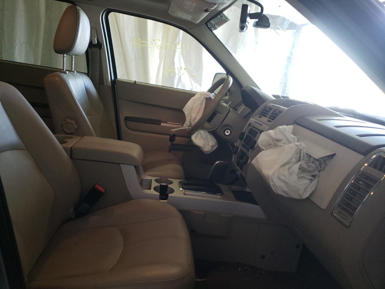 Photo 5 from auction – 2008 MERCURY MARINER PR with VIN 4M2CU97148KJ28854