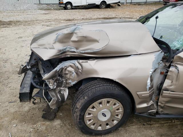 Photo 9 from auction – 2003 FORD CROWN VICT with VIN 2FAFP71W03X175359
