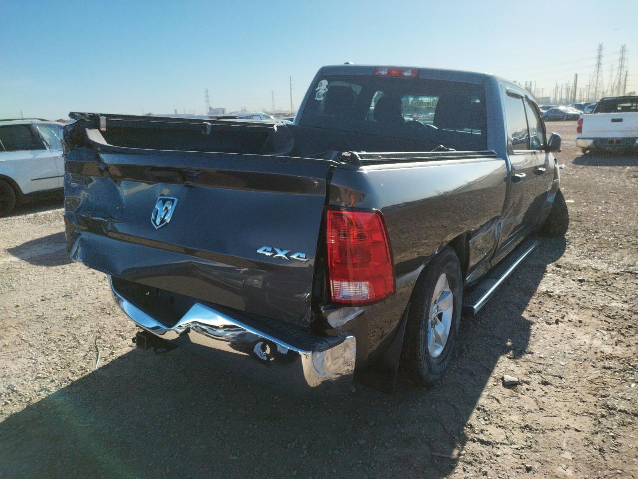 Photo 4 from auction – 2017 RAM 1500 ST with VIN 1C6RR7ST4HS606423