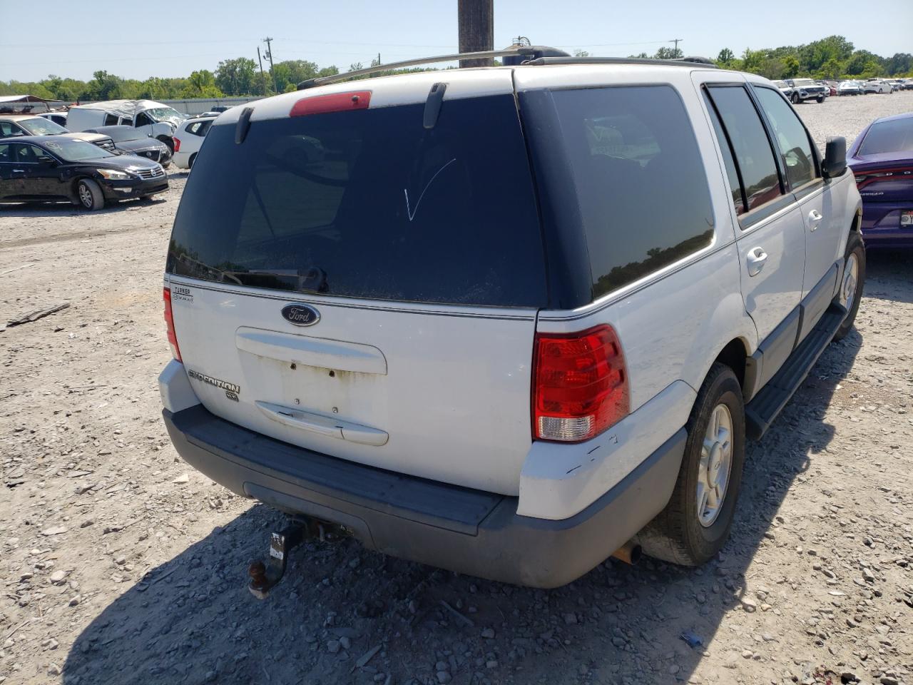Photo 4 from auction – 2004 FORD EXPEDITION with VIN 1FMRU15W44LB23217