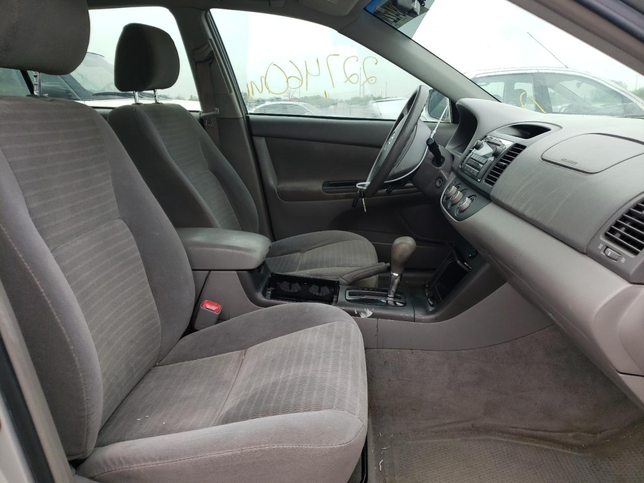Photo 5 from auction – 2006 TOYOTA CAMRY LE with VIN 4T1BE32K16U722987