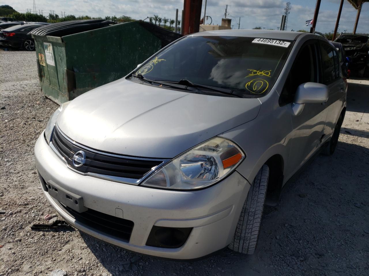 Photo 12 from auction – 2011 NISSAN VERSA S with VIN 3N1BC1CPXBL397143