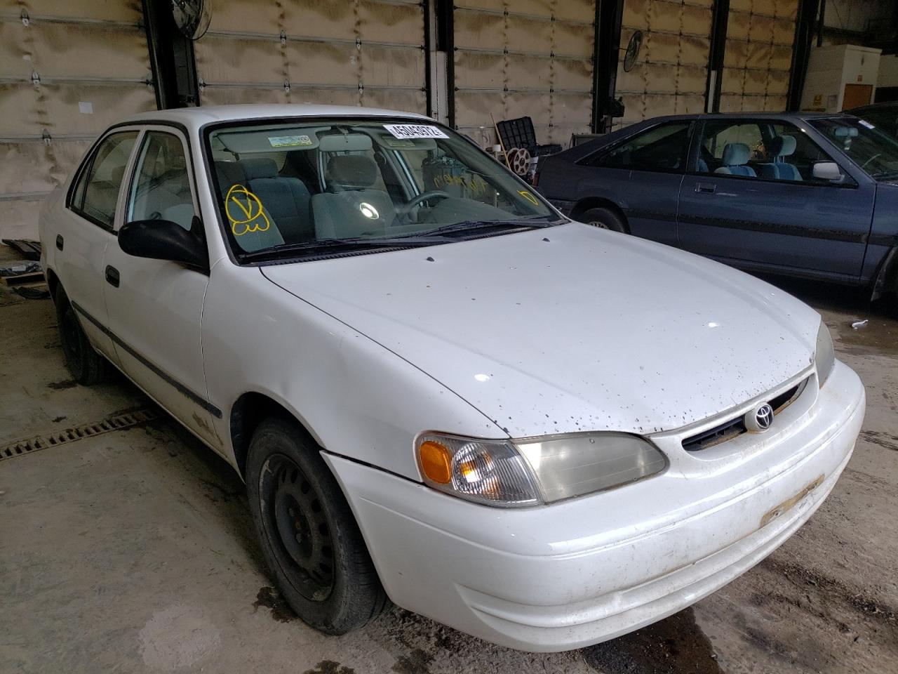 TOYOTA COROLLA VE 2000 with VIN 1NXBR12E0YZ365663 - Photo from auction