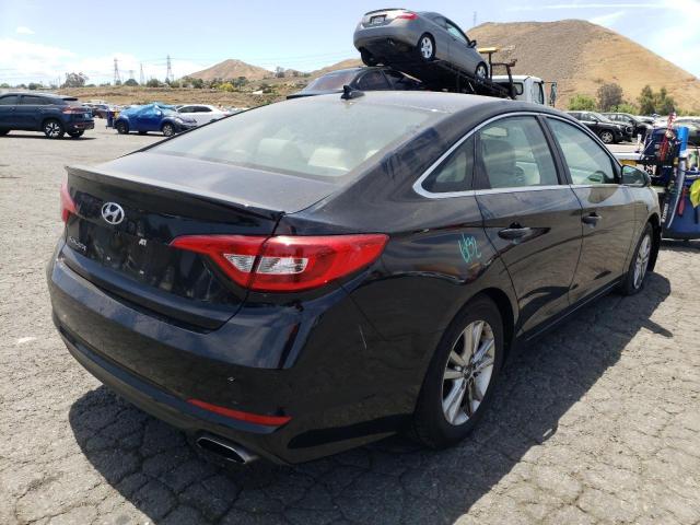 Photo 4 from auction – 2017 HYUNDAI SONATA SE with VIN 5NPE24AF4HH556174