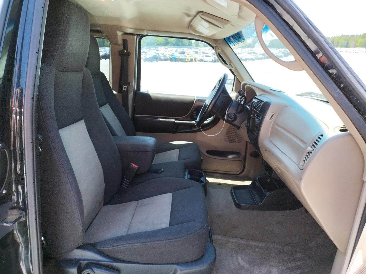 Photo 5 from auction – 2004 FORD RANGER SUP with VIN 1FTYR44U24PB37743
