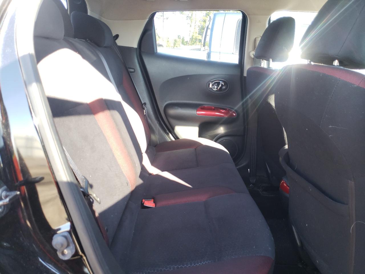 Photo 6 from auction – 2013 NISSAN JUKE S with VIN JN8AF5MR2DT223609