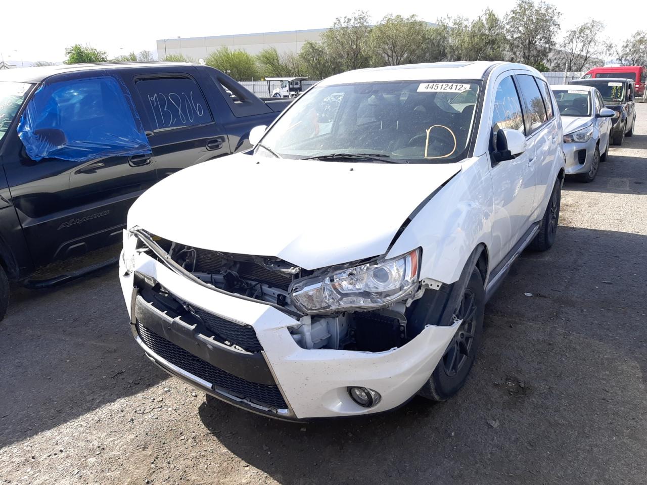 Photo 2 from auction – 2010 MITSUBISHI OUTLANDER with VIN JA4JT5AX5AZ002497