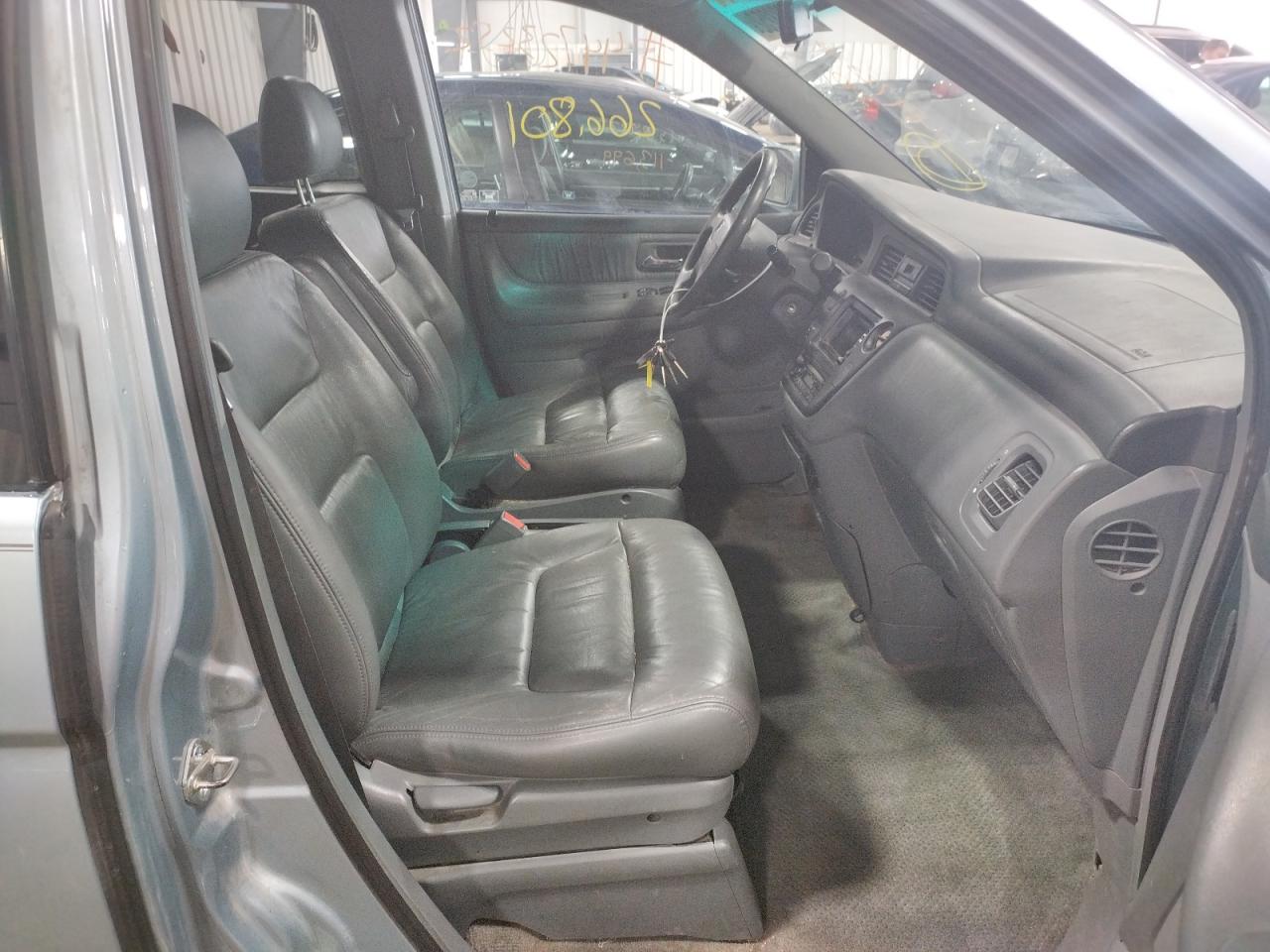 Photo 5 from auction – 2004 HONDA ODYSSEY EX with VIN 5FNRL18774B071323
